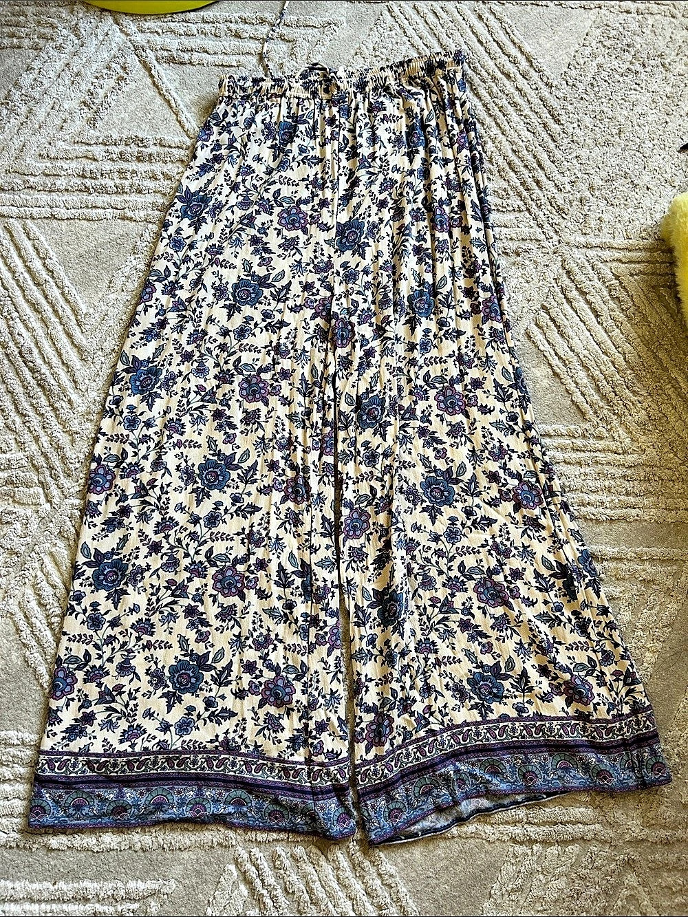Shell & The Gypsy Floral wide pants in Cream & Blue